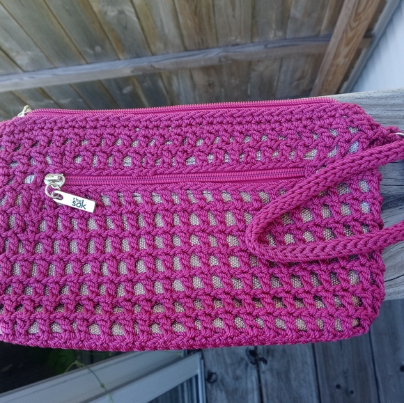 The Sak crochet magenta wristlet - Picture 11 of 13